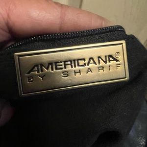 GUC Sharing Leather Navy Bucket style Handbag